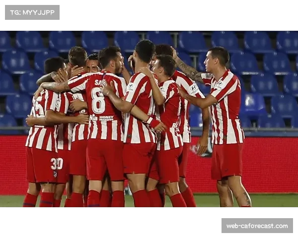 西班牙教练包揽积分榜前三 西式战术哲学正重塑英超格局